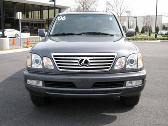 2007 Lexus LX470 Pics