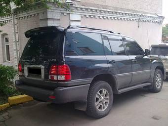 2007 Lexus LX470 Photos