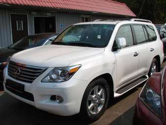 2008 Lexus LX570 Pics