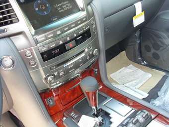 2008 Lexus LX570 Pictures