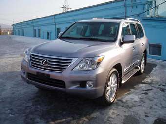 2008 Lexus LX570 Photos