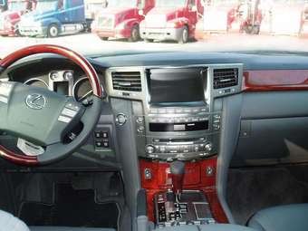 2008 Lexus LX570 Pictures