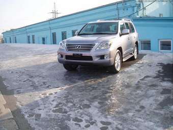 2008 Lexus LX570 Pictures