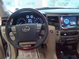 2008 Lexus LX570 Pictures