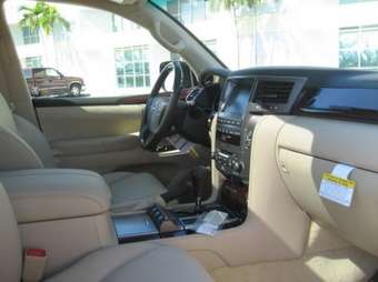 2008 Lexus LX570 Photos