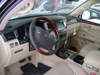 2008 Lexus LX570 Photos