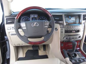 2008 Lexus LX570 Photos