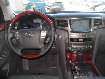 2008 Lexus LX570 Pictures