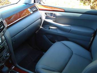 2008 Lexus LX570 Images