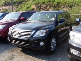 2008 Lexus LX570 Photos