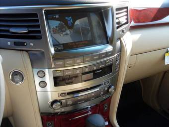 2008 Lexus LX570 Photos