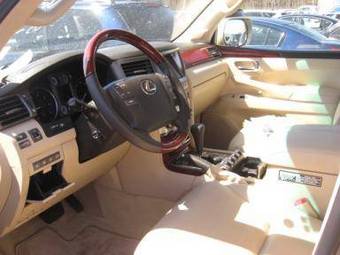 2008 Lexus LX570 Photos