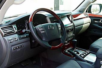 2008 Lexus LX570 Photos