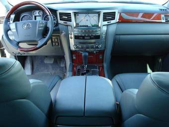 2008 Lexus LX570 Images