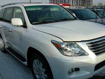 2008 Lexus LX570 Pics