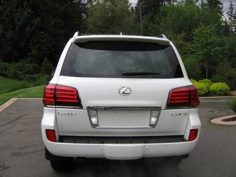 2008 Lexus LX570 Photos