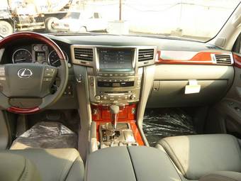 2008 Lexus LX570 Pictures