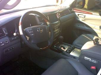 2008 Lexus LX570 Photos