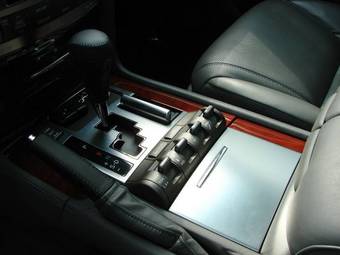 2008 Lexus LX570 Images
