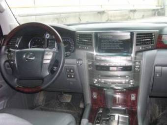 2008 Lexus LX570 Pics