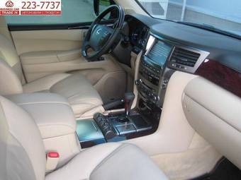 2008 Lexus LX570 Photos