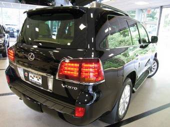 2008 Lexus LX570 Photos