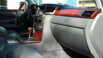 2008 Lexus LX570 Photos