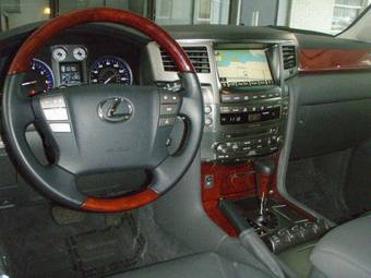 2008 Lexus LX570 Pics