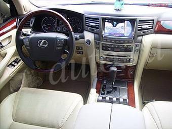 2008 Lexus LX570 Pics