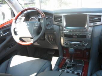 2008 Lexus LX570 Photos