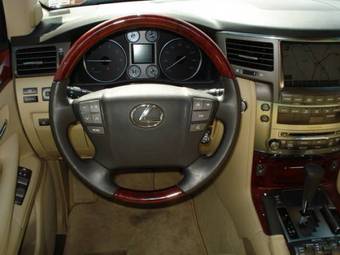 2008 Lexus LX570 Photos