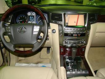 2008 Lexus LX570 Pictures