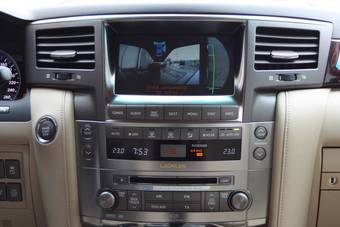 2008 Lexus LX570 Pics