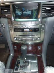 2008 Lexus LX570 Photos