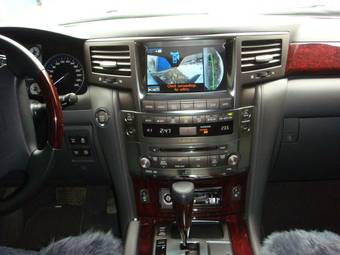 2008 Lexus LX570 Photos