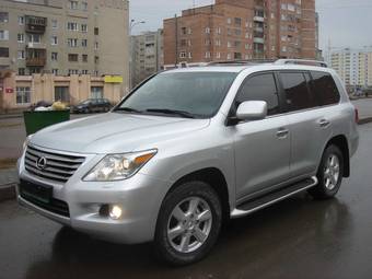 2008 Lexus LX570 Photos