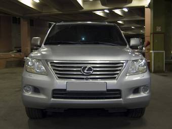 2008 Lexus LX570 Photos