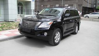 2008 Lexus LX570 Photos