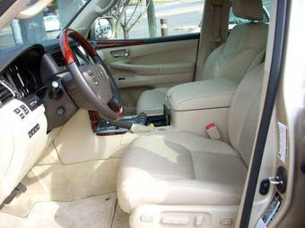 2009 Lexus LX570 Images