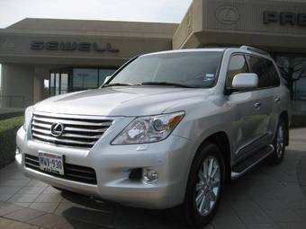 2009 Lexus LX570 Photos