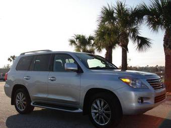 2009 Lexus LX570 Pictures