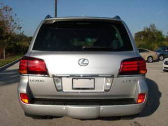 2009 Lexus LX570 Pictures