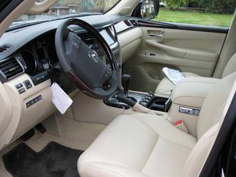 2009 Lexus LX570 Pictures