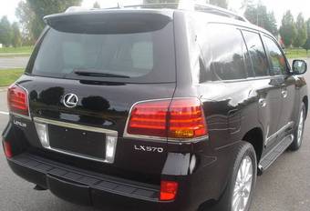 2009 Lexus LX570 Pictures