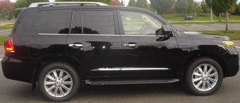 2009 Lexus LX570 Pics