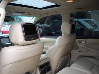 2009 Lexus LX570 Photos