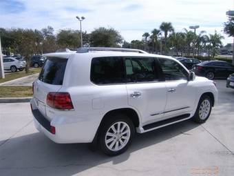 2009 Lexus LX570 Pictures