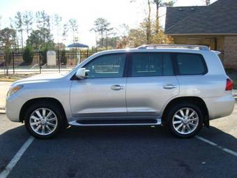 2009 Lexus LX570 Photos