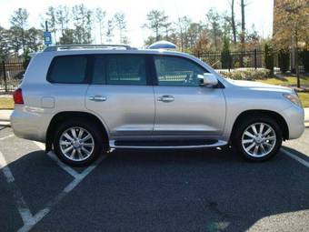 2009 Lexus LX570 Pictures