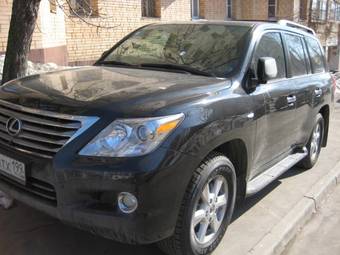 2009 Lexus LX570 Photos